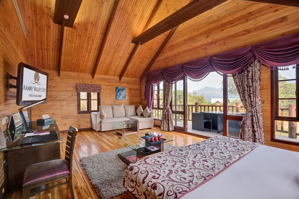Aamby Valley City Lonavala Δωμάτιο φωτογραφία Suite
