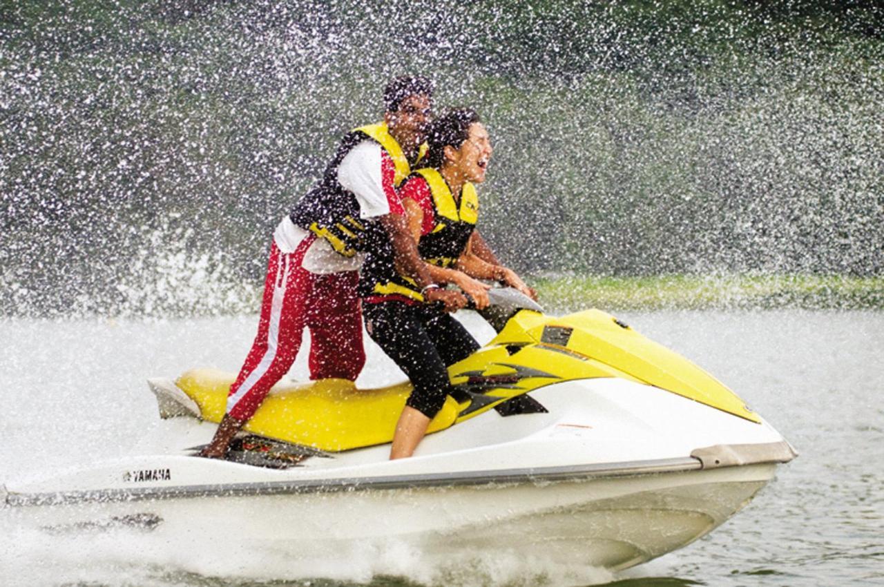 Aamby Valley City Lonavala Εξωτερικό φωτογραφία Jet Skiing at the resort